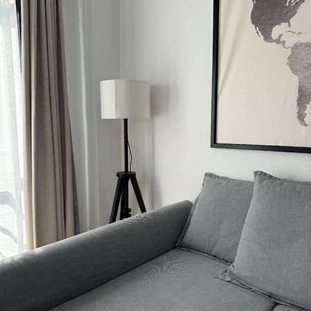Plaza Victoria Apartments Малага Экстерьер фото